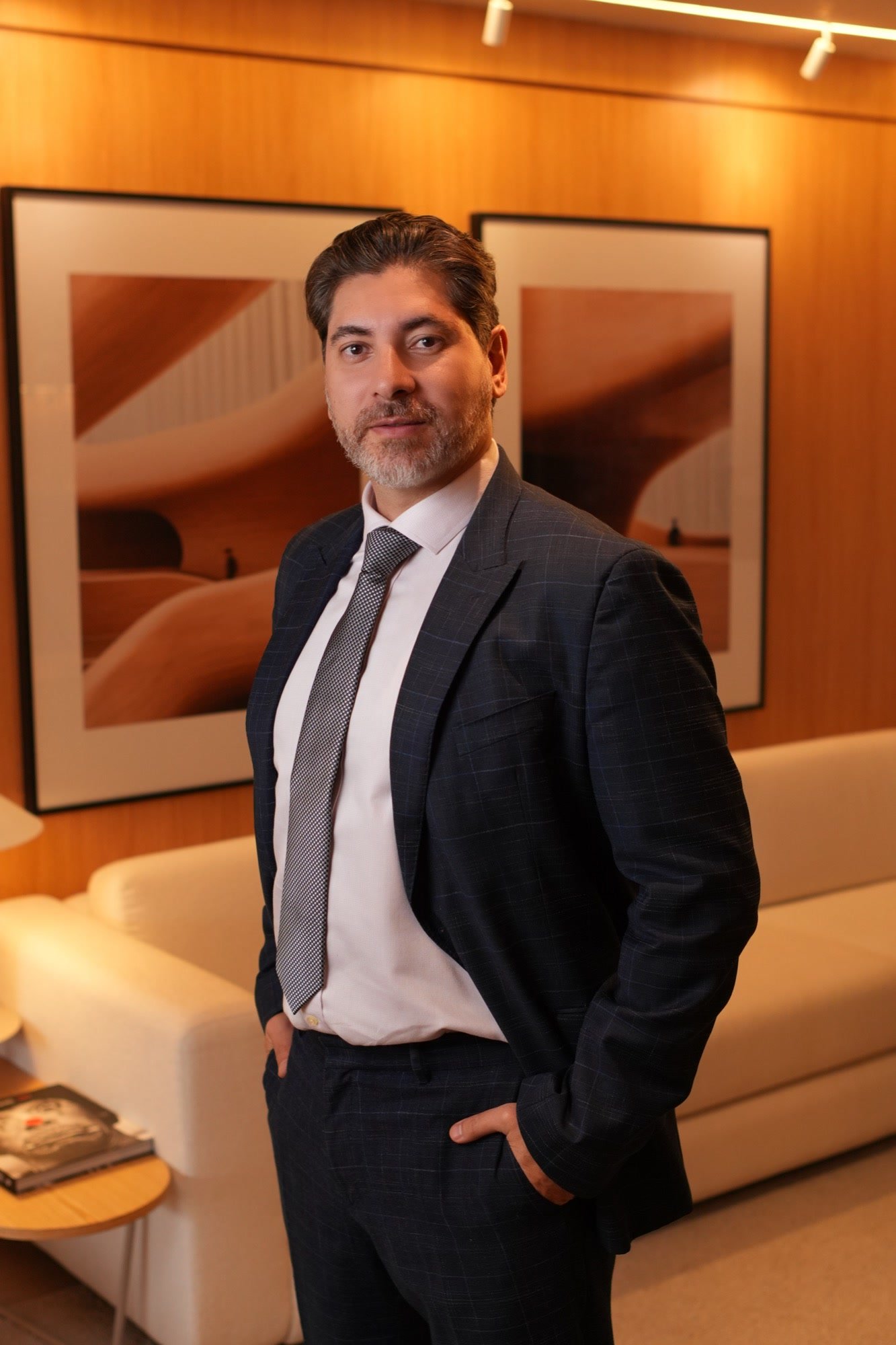 Dr. Pablo Rassi, cirurgião plástico